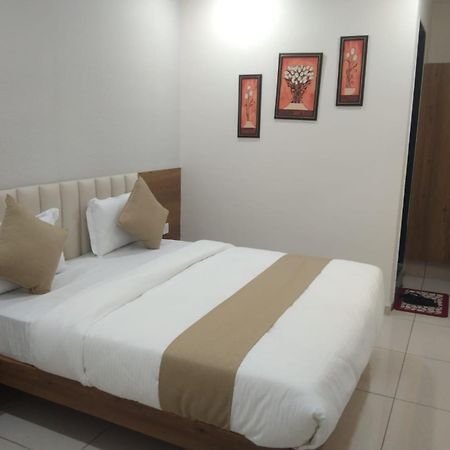 Hotel Md Residency Anand Exterior photo
