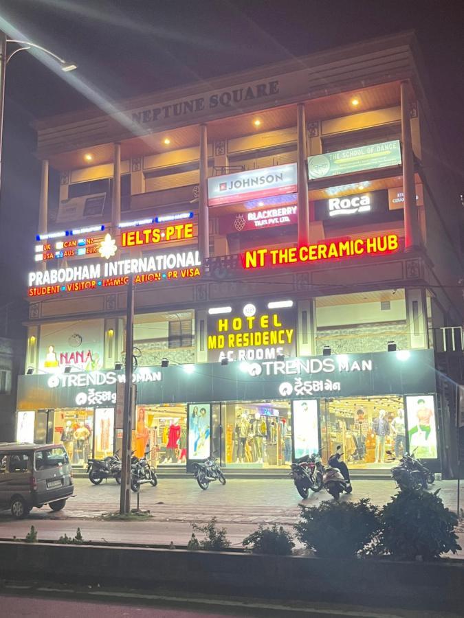 Hotel Md Residency Anand Exterior photo